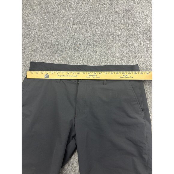 Under Armour Shorts Mens 42 Dark Gray Golf Performance Stretch Lightweight Chino - Picture 4 of 6